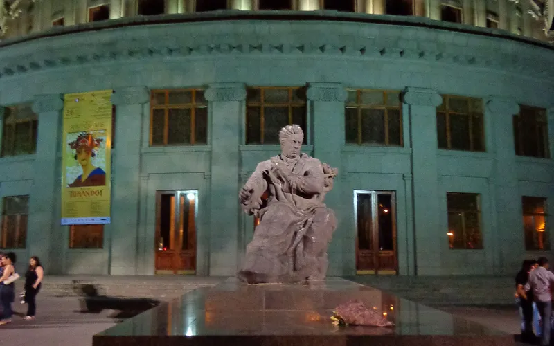 Statue in front of the Opera House