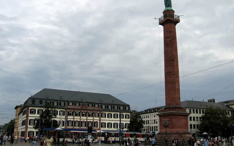 Monument in the main square
