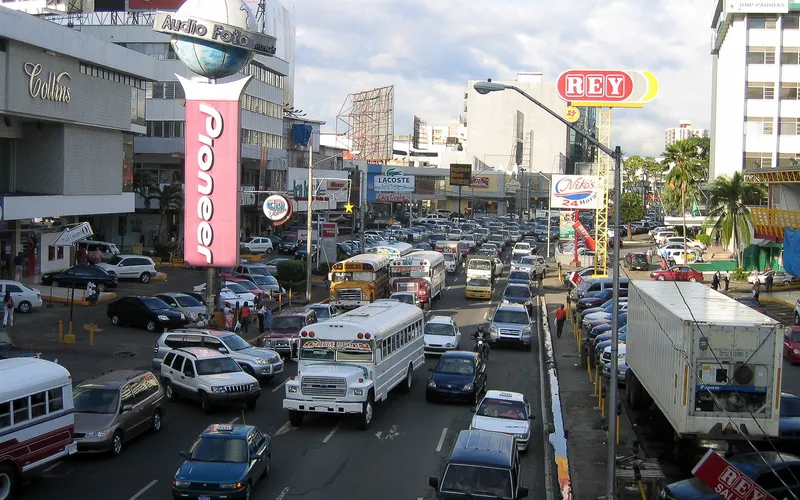 Snarled traffic on Via Espana