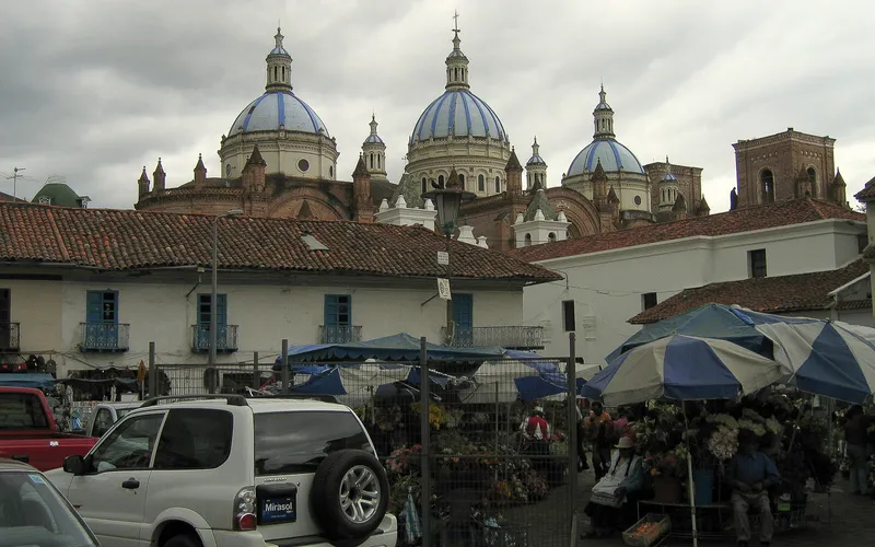 Market behind the cathedral