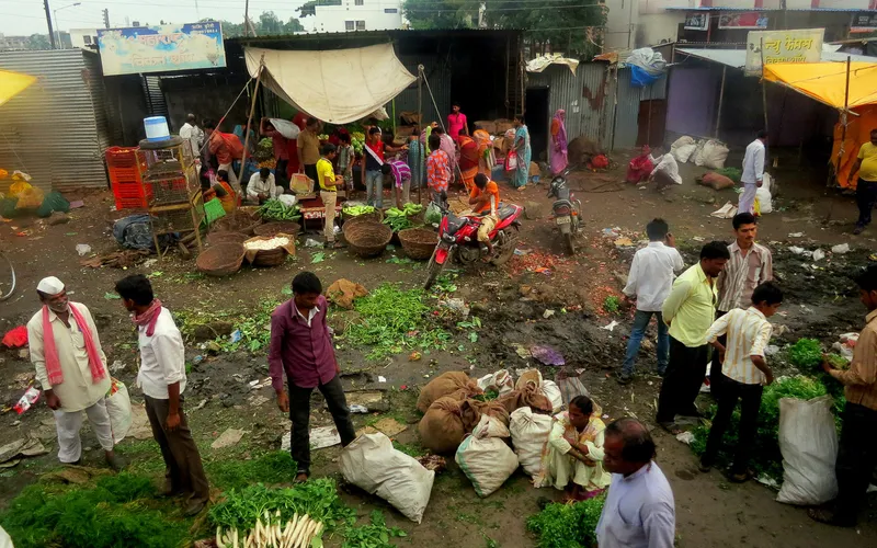 Clean market on the edges of Aurangabad