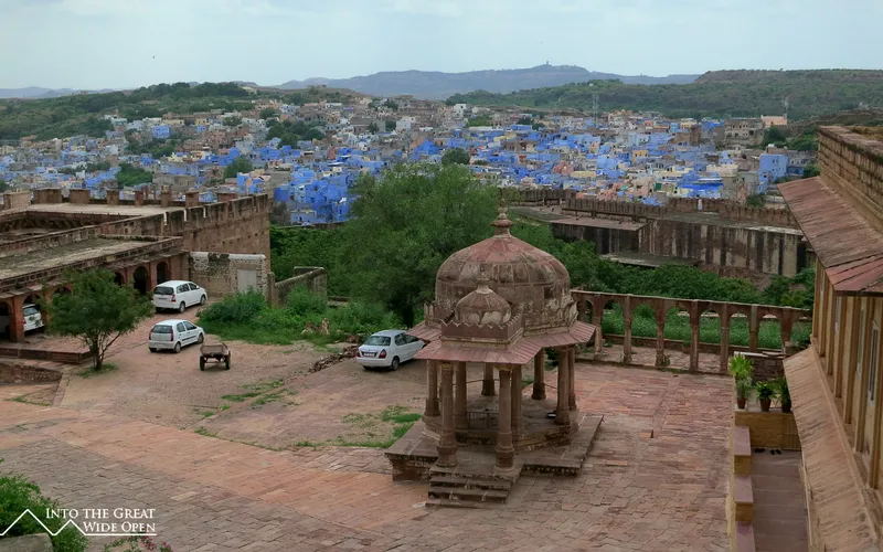 The blue city